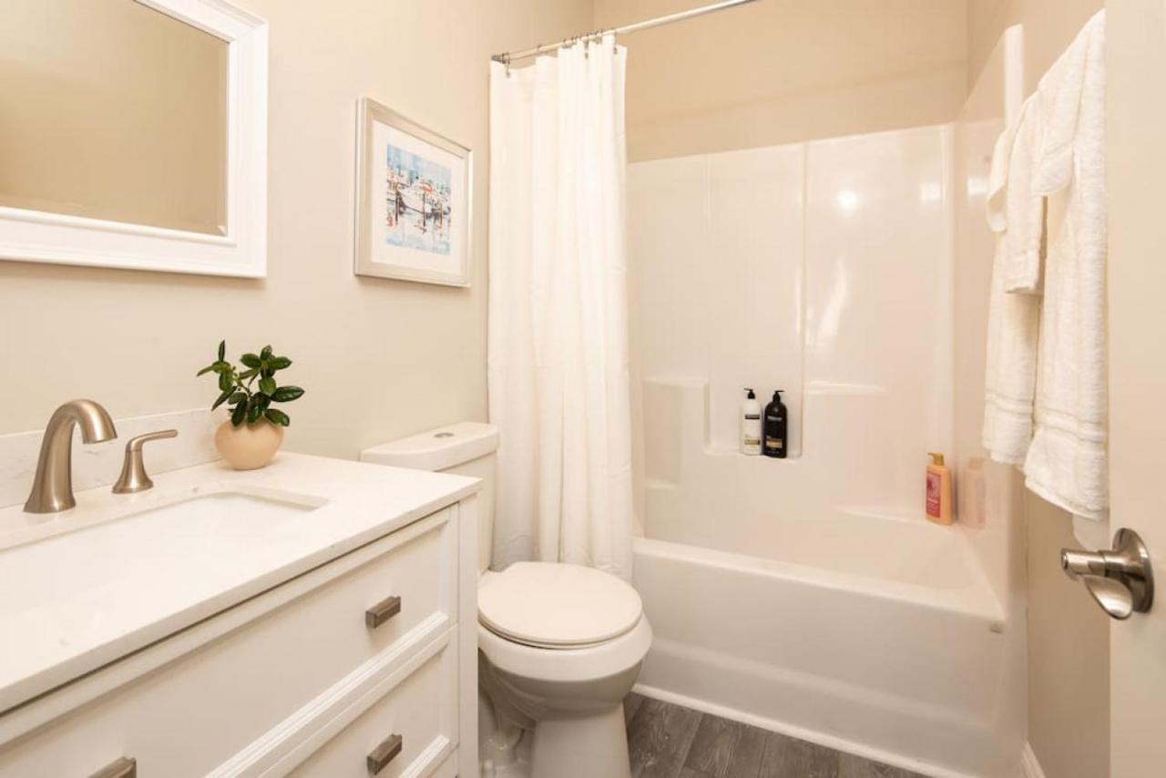 Lovely 4Br King Beds Steps To Beach And Pier G Myrtle Beach Kültér fotó